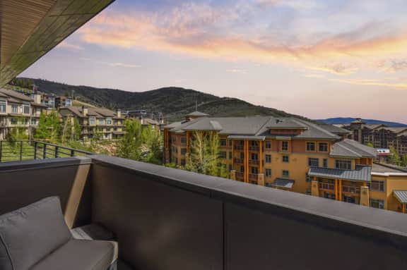 Penthouse at The Lift 606 - Image 5