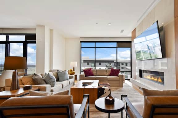 Lift Penthouse 602 - Image 3